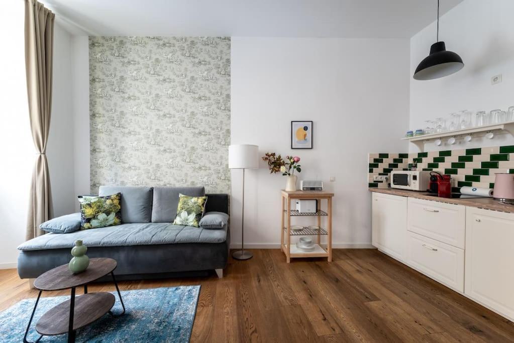 Apartamento Sleek 1Br Flat Near Center By Hm Viena Exterior foto
